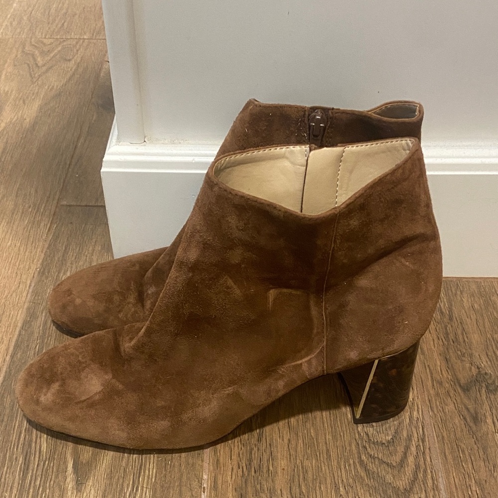 🧡 Women’s Ann Taylor boots